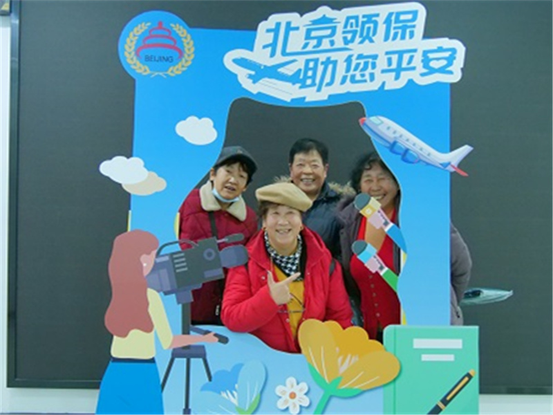 领保护航迎新年 温暖平安伴您行